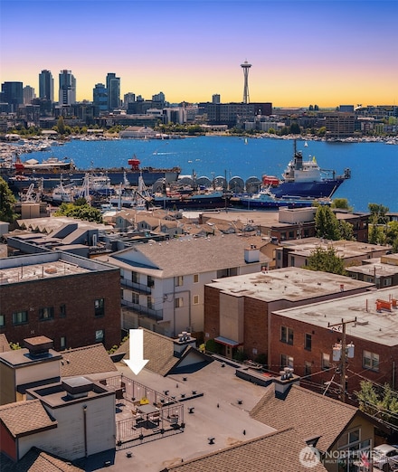 2035 Eastlake Ave E Unit 301, Seattle, WA 98102