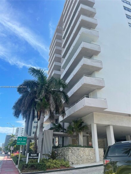 9225 Collins Ave Unit 307, Surfside, FL 33154