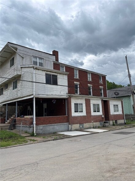 750 Church Street Extension, Turtle Creek, PA 15145