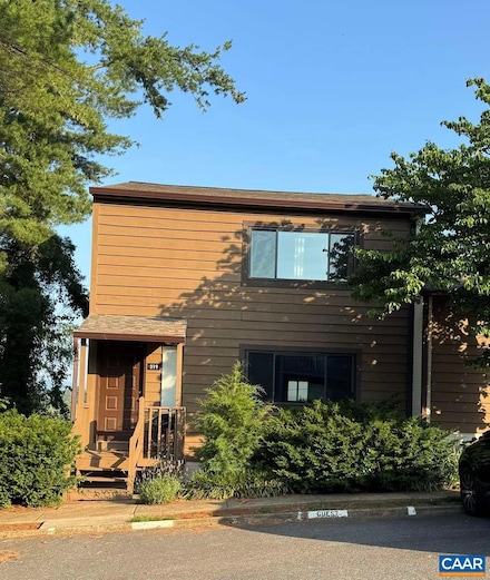 319 Harvest Dr, Charlottesville, VA 22903