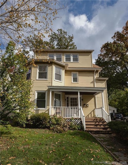 748 Trout Brook Dr, West Hartford, CT 06119