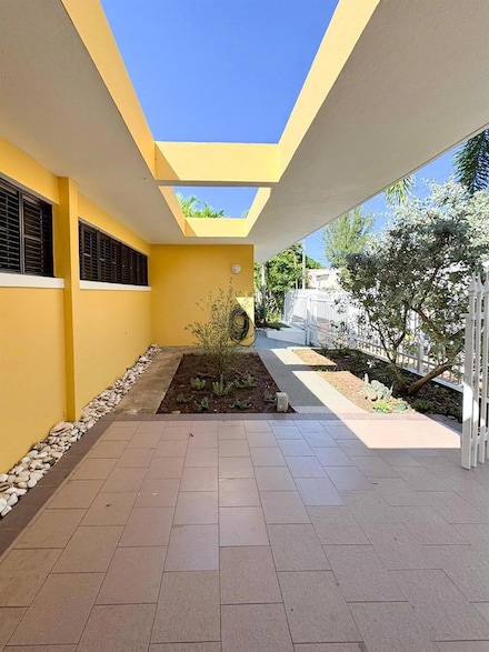 2024 España St, Santurce, PR 00911