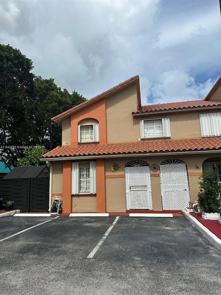 2255 W 69th St Unit 2255B, Hialeah, FL 33016