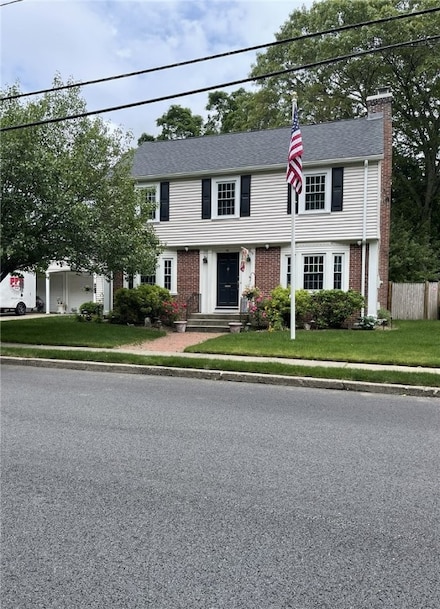 42 Alexander Mcgregor Rd, Pawtucket, RI 02861