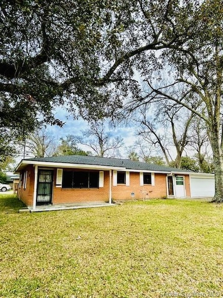 2002 13th St, Lake Charles, LA 70601