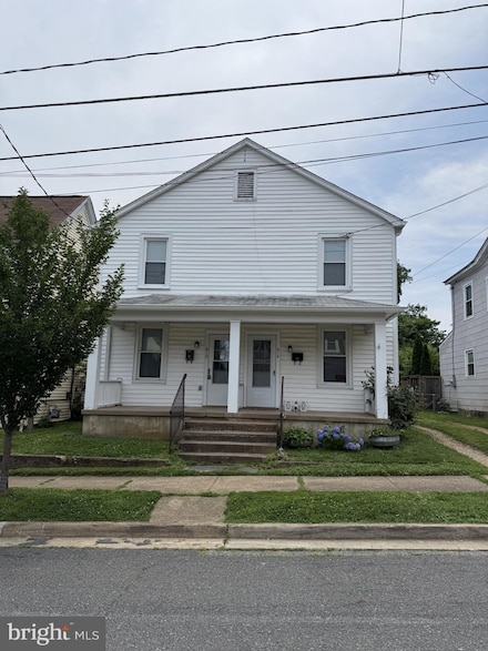 618 Wolfe St Unit B, Fredericksburg, VA 22401