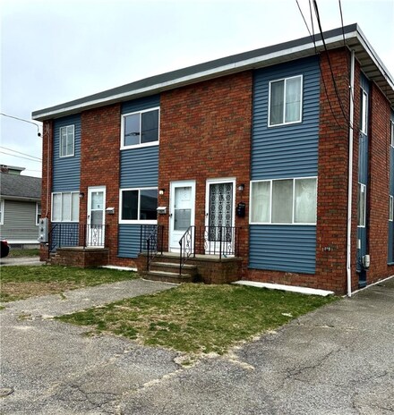 15 Barrows St, Providence, RI 02909