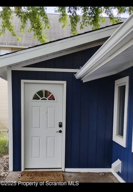 300 New York St, Scranton, PA 18509