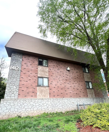 1412 East St Unit C12, New Britain, CT 06053