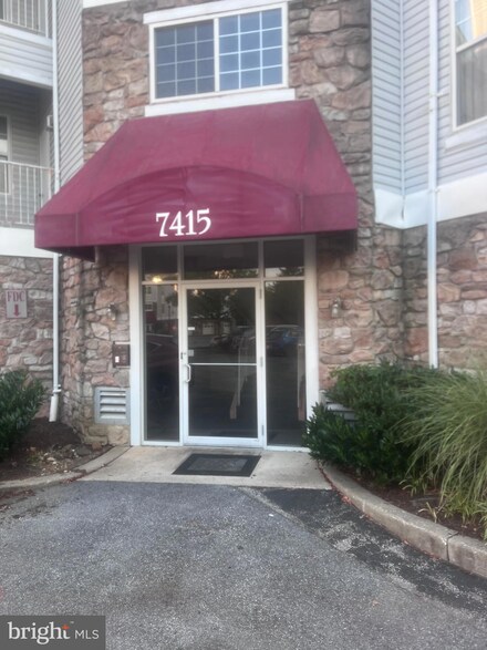 7415 Hindon Cir Unit CIR303, Windsor Mill, MD 21244