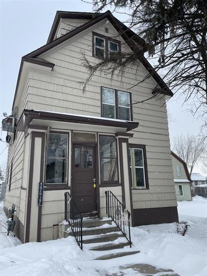 707 S 5th Ave, Virginia, MN 55792