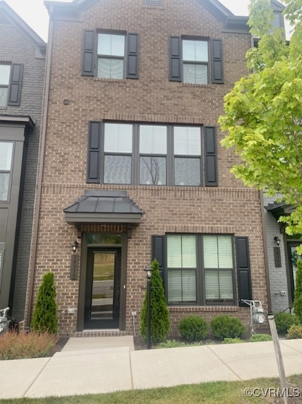14312 Altavista Blvd, Charter Colony, VA 23114