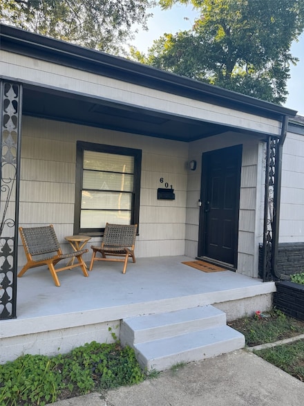 601 Harrisdale Ave, River Oaks, TX 76114
