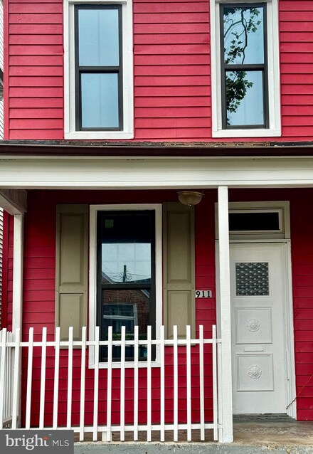 1911 Swatara St, Harrisburg, PA 17104