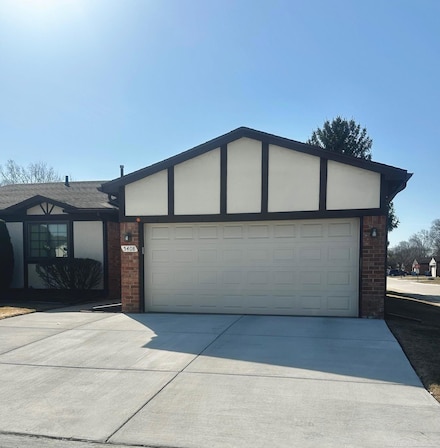 5408 Holy Cross Ct, Warren, MI 48091