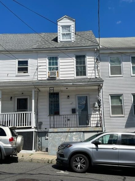 415 N 2nd St, Minersville, PA 17954
