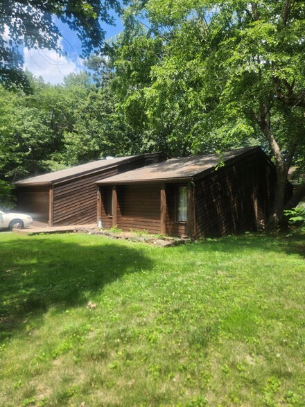 906 S John Ave, Springfield, MO 65802