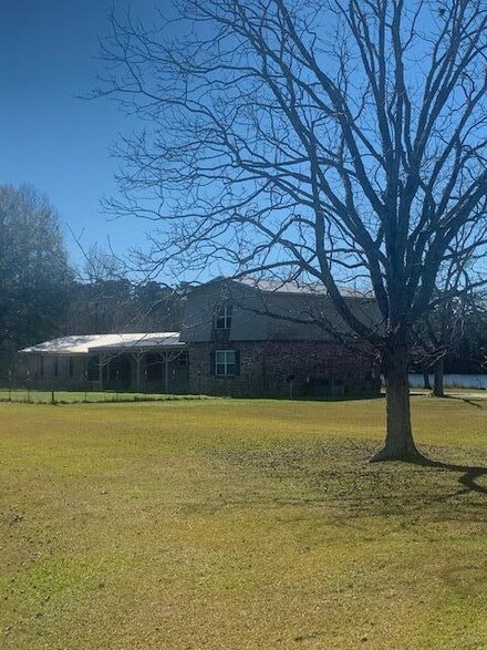 968 Middleton Rd, Dothan, AL 36301
