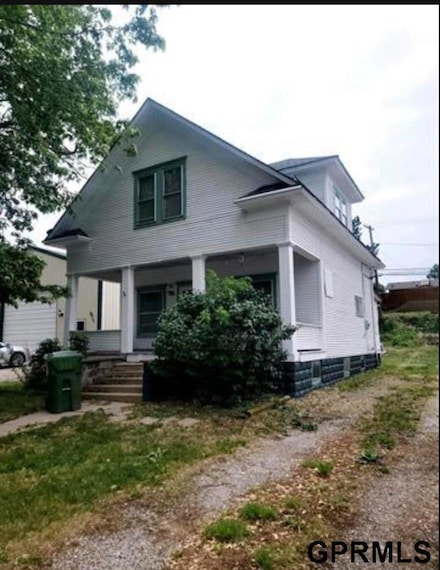 505 N Saunders Ave, Sutton, NE 68979