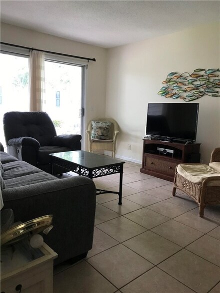 850 Mallery St Unit Q13, Saint Simons Island, GA 31522