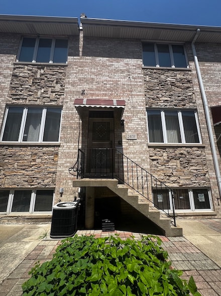 2415 S Normal Ave Unit F, Chicago, IL 60616