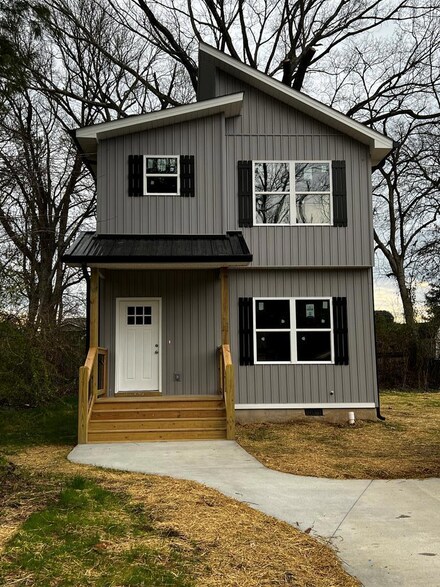 1218 Acme St, Dalton, GA 30721
