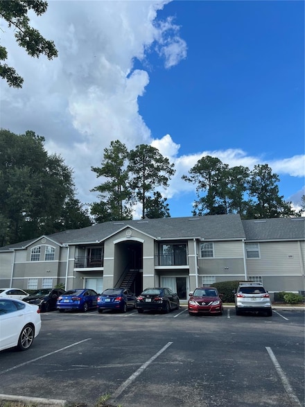 3705 SW 27th St Unit 512, Gainesville, FL 32608