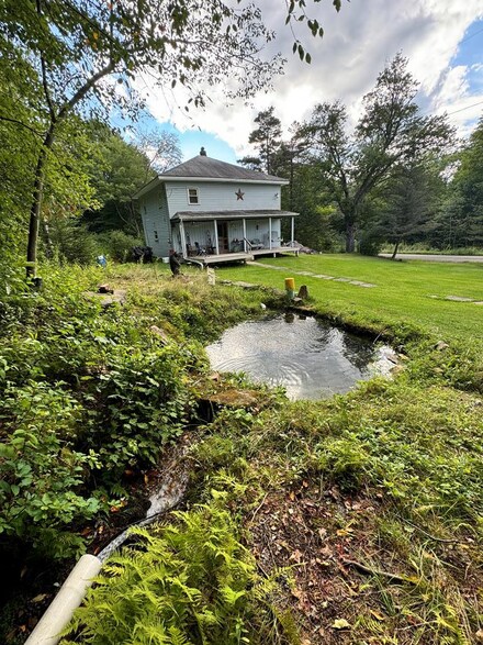 11492 Wilcox Clermont Rd, Mount Jewett, PA 16740