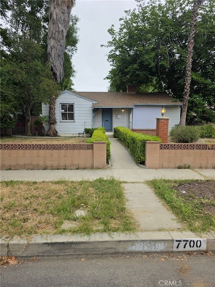 7700 Lasaine Ave, Northridge, CA 91325