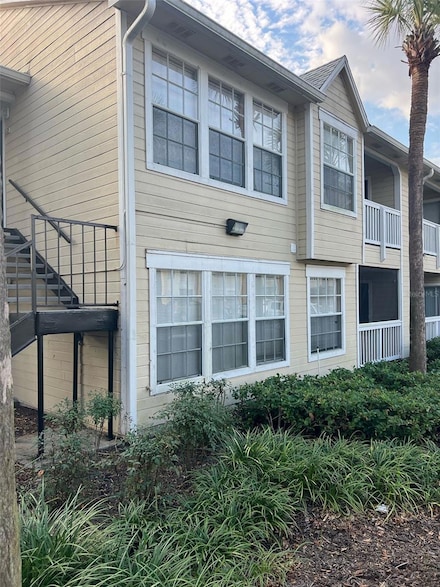 1085 S Hiawassee Rd, Orlando, FL 32835