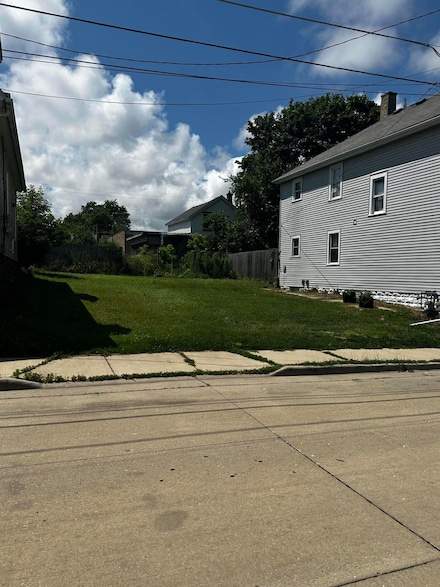 1016 Davis Place, Racine, WI 53403