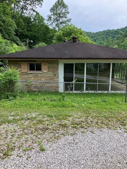 5527 Hwy 160 S, Littcarr, KY 41834