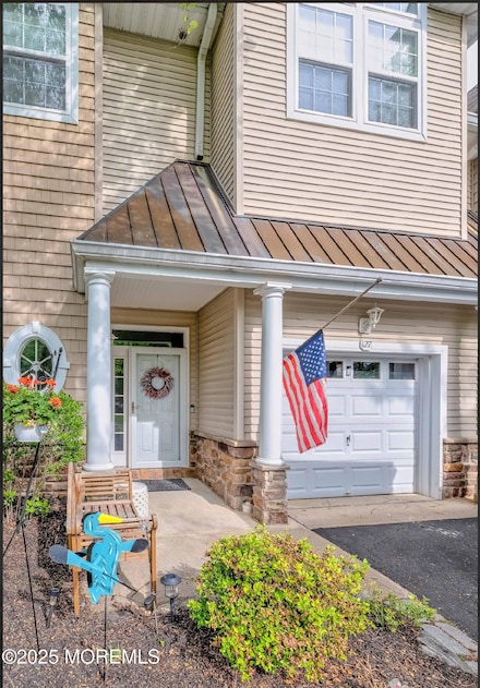 127 Windward Dr, Manahawkin, NJ 08050