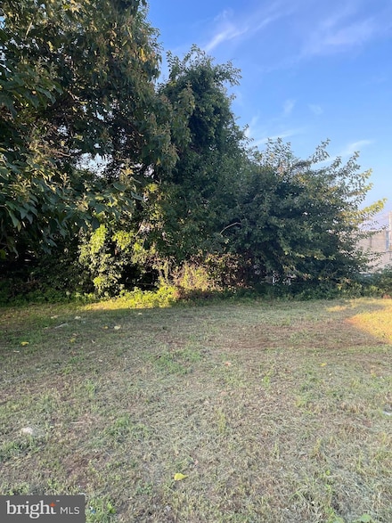 1817 S Allison St, Philadelphia, PA 19143