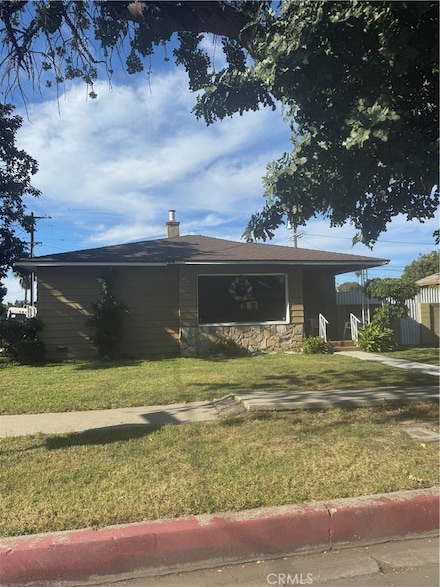 1301 E 106th St, Los Angeles, CA 90002