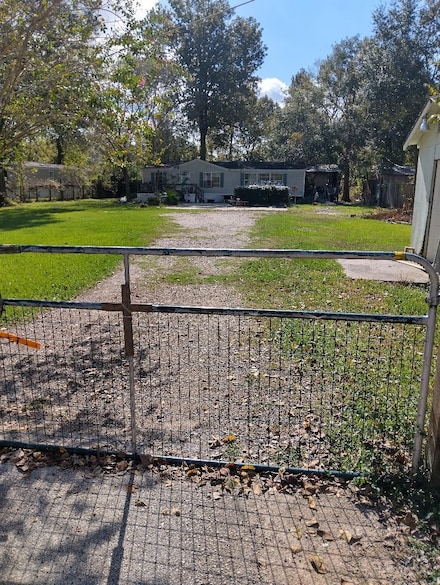 1230 Palm Dr, Huffman, TX 77336