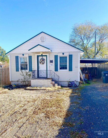 715 Adell Ave, Filer, ID 83328