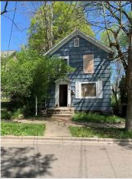 48 Seminary Ave, Binghamton, NY 13905