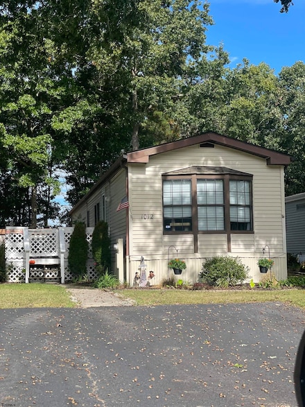 1012 Pier Ave, Egg Harbor Township, NJ 08234