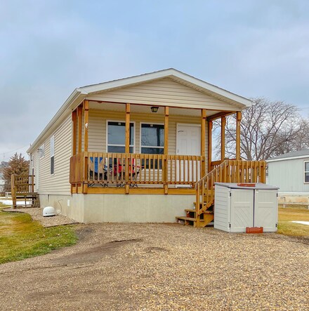 124 3rd Ave, Fort Pierre, SD 57532