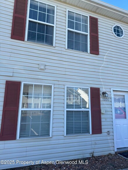 1004 W 24th St Unit 2, Rifle, CO 81650