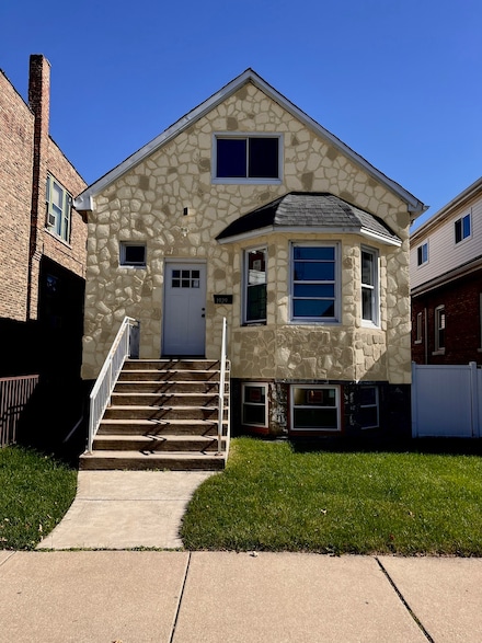 1929 S 57th Ct, Cicero, IL 60804