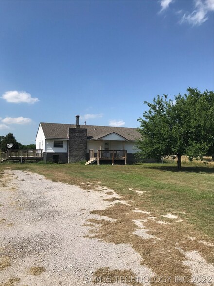 3201 E 96th St N, Sperry, OK 74073