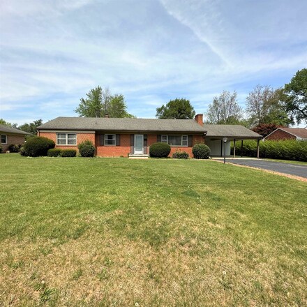 1132 Greendale Rd, Waynesboro, VA 22980