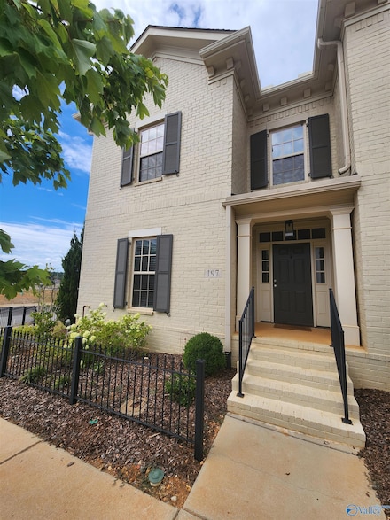197 Saint Louis St, Madison, AL 35758