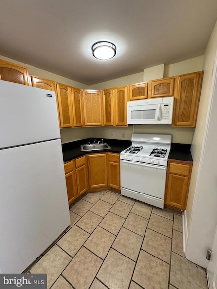 231 W Coulter St Unit 3, Philadelphia, PA 19144