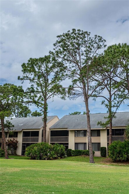 5120 Harpers Croft Unit 5, Sarasota, FL 34235