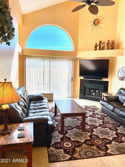 1111 W Summit Place Unit 28, Chandler, AZ 85224