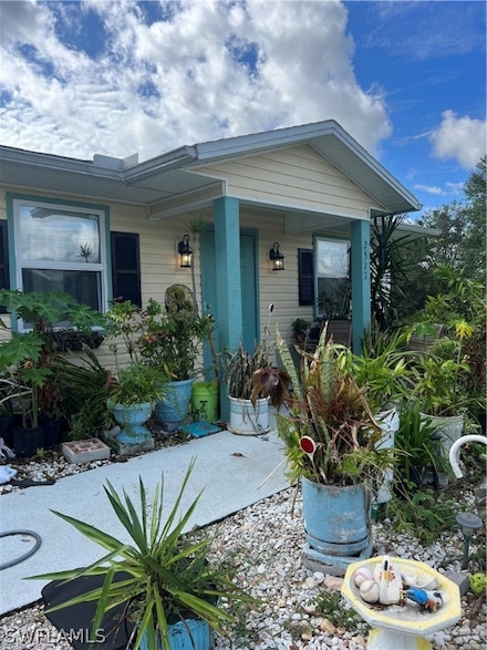 2517 66th St W, Lehigh Acres, FL 33971