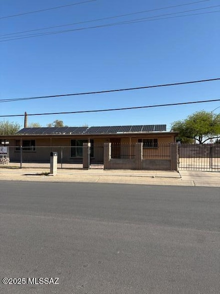 302 W Aragon Rd, Tucson, AZ 85756